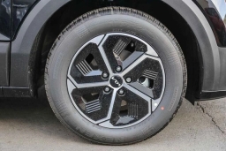 Kia Niro LX FWD 2026