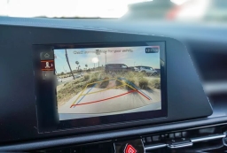 Kia Niro LX FWD 2026