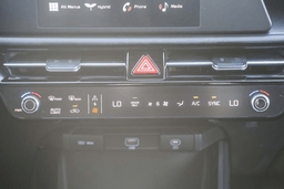 Kia Niro LX FWD 2026