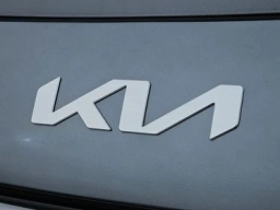 Kia Niro LX FWD 2026