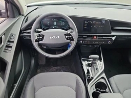 Kia Niro LX FWD 2026