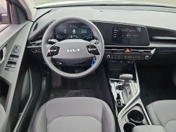 Kia Niro LX FWD 2026
