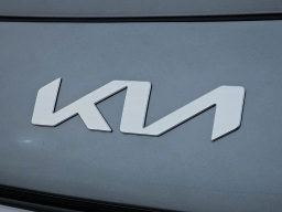 Kia Niro LX FWD 2026