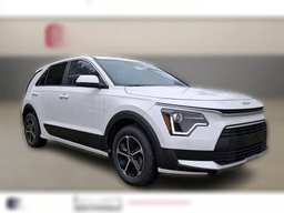 Kia Niro LX FWD 2025