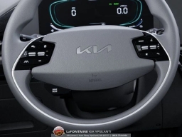 Kia Niro LX FWD 2026