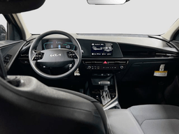 Kia Niro LX FWD 2026