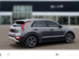 Kia Niro LX FWD 2026
