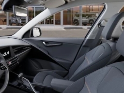 Kia Niro LX FWD 2026