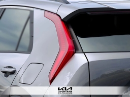 Kia Niro EX FWD 2026