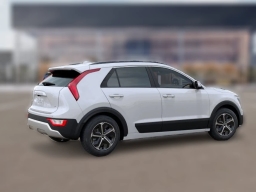 Kia Niro EX FWD 2026