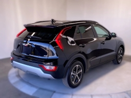 Kia Niro EX FWD 2026
