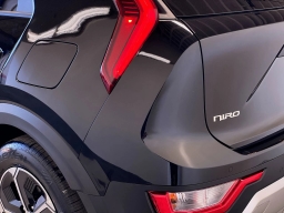 Kia Niro EX FWD 2026