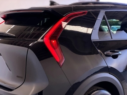 Kia Niro EX FWD 2026