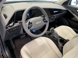 Kia Niro EX FWD 2026