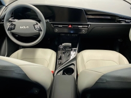 Kia Niro EX FWD 2026