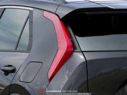 Kia Niro EX FWD 2026