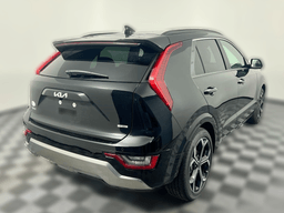 Kia Niro EX Touring FWD 2025