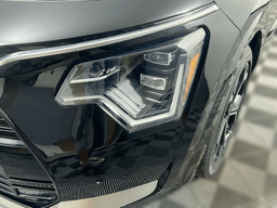 Kia Niro EX Touring FWD 2025