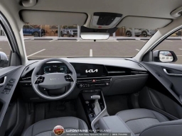 Kia Niro EX FWD 2026