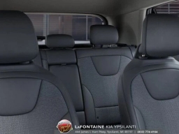 Kia Niro EX FWD 2026