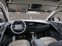 Kia Niro SX Touring FWD 2026