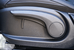 Kia Seltos X-Line DCT AWD 2025