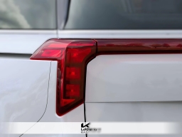 Kia Carnival LXS FWD 2026