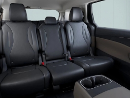 Kia Carnival LXS FWD 2026