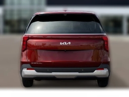 Kia Carnival LXS FWD 2026