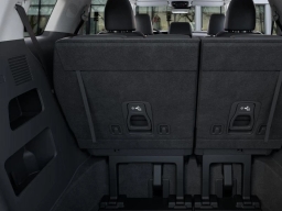 Kia Carnival LXS FWD 2026