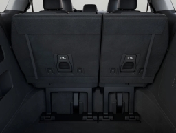 Kia Carnival LXS FWD 2026