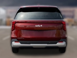 Kia Carnival LXS FWD 2026