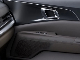 Kia Carnival LXS FWD 2026