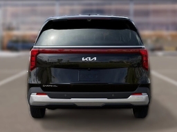 Kia Carnival LXS FWD 2026