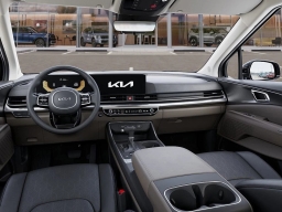 Kia Carnival LXS FWD 2026