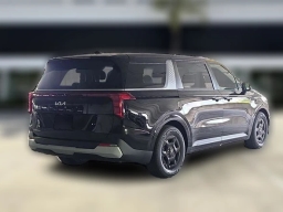 Kia Carnival LXS FWD 2026