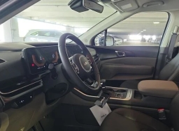 Kia Carnival LXS FWD 2026