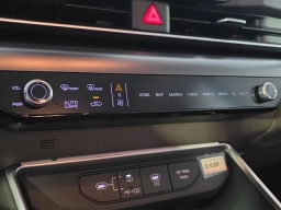 Kia Carnival LXS FWD 2026