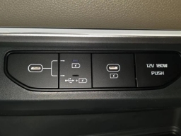 Kia Carnival LXS FWD 2026