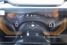 Kia Carnival LXS FWD 2026