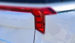 Kia Carnival LXS FWD 2026