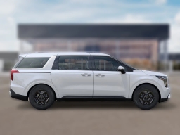 Kia Carnival LXS FWD 2026