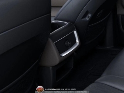 Kia Carnival LXS FWD 2026