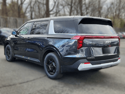 Kia Carnival LXS FWD 2026