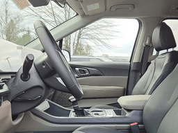 Kia Carnival LXS FWD 2026