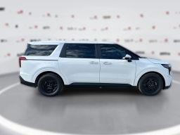 Kia Carnival LX FWD 2026