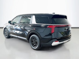 Kia Carnival LXS FWD 2026