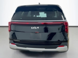 Kia Carnival LXS FWD 2026