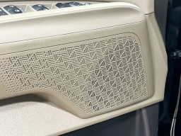Kia Carnival LXS FWD 2026