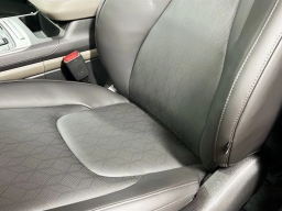 Kia Carnival LXS FWD 2026